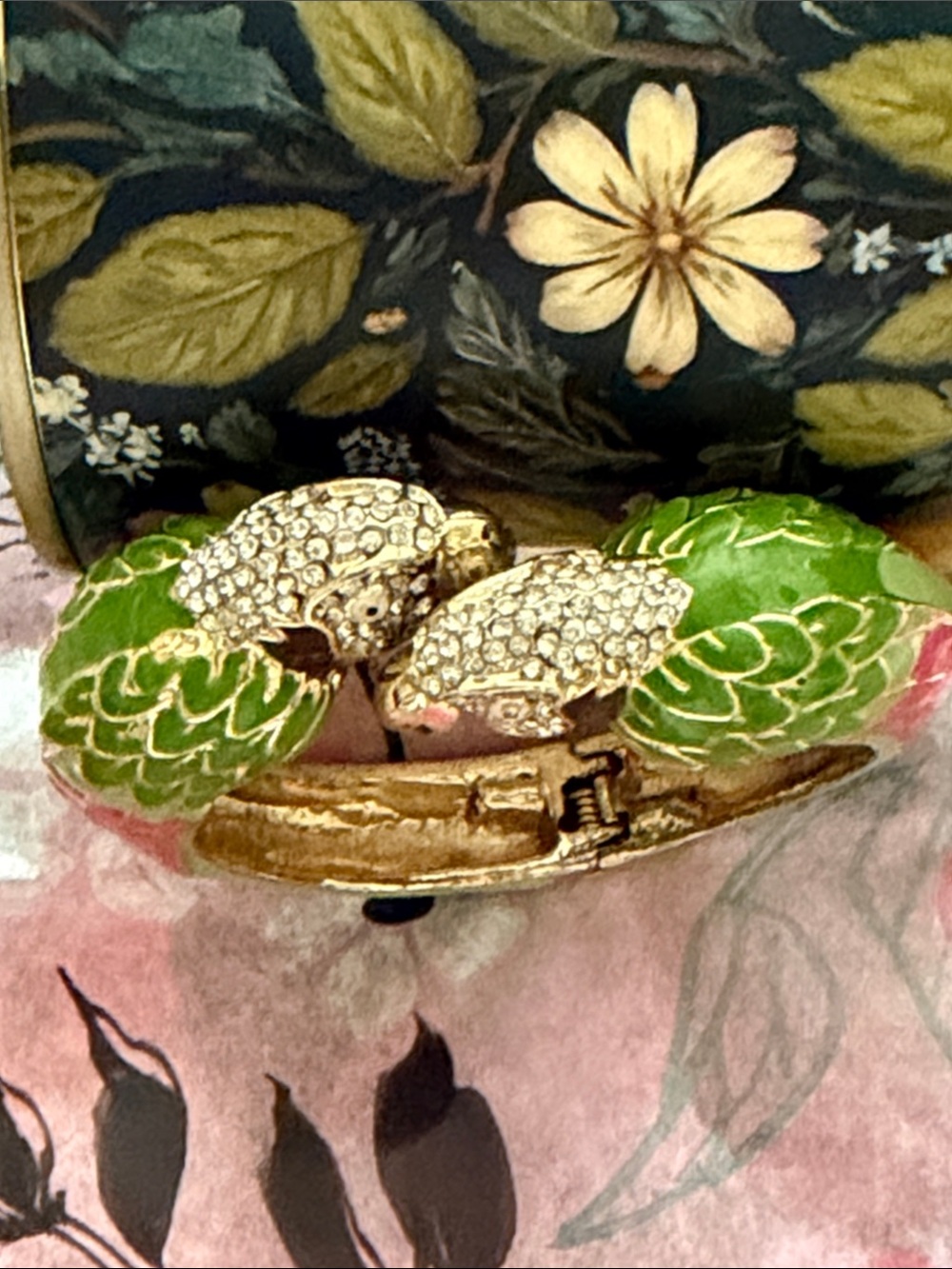 Parrot clamper bracelet green enamel black and pink with crystal gorgeous - Picture 7 of 17